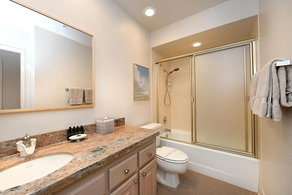Plaza Villas Getaway - 1Br Downtown Ps 棕榈泉 0*,
